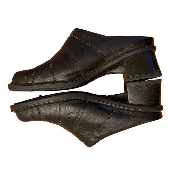 Naot Black Leather Slip On Mule Clogs Women’s EU 38 - Picture 5 of 7